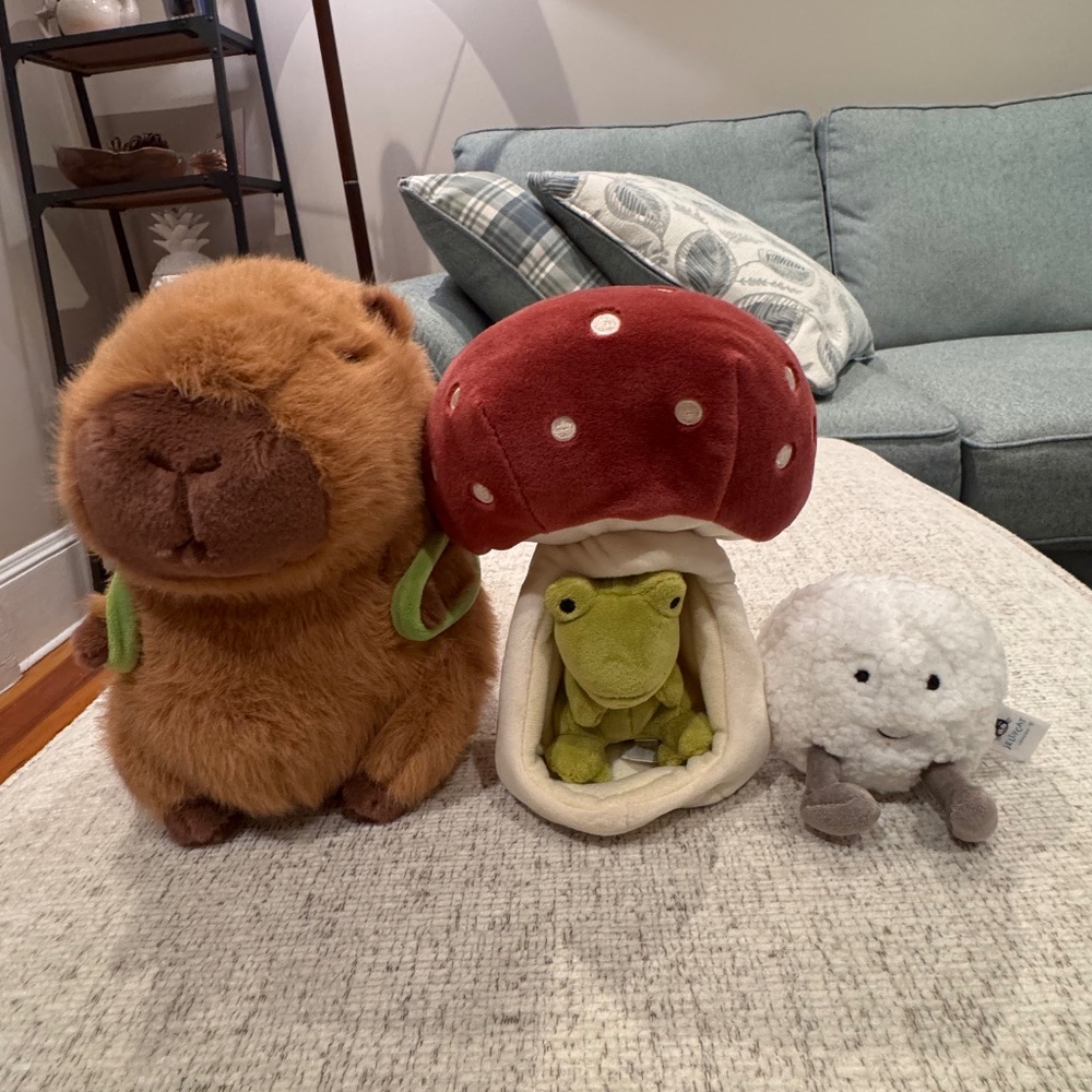 Capybara, frog, little snowball jellycat